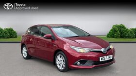 Used Toyota Auris 1.8 VVT-h Icon Tech CVT Euro 6 (s/s) 5dr
