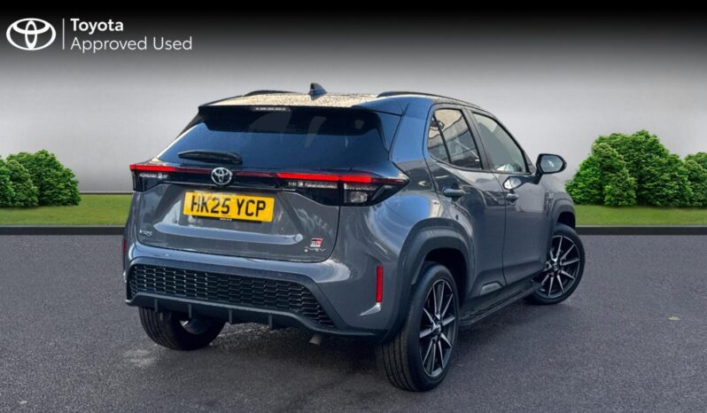 Used Toyota Yaris Cross 1.5 VVT-h GR SPORT E-CVT Euro 6 (s/s) 5dr full