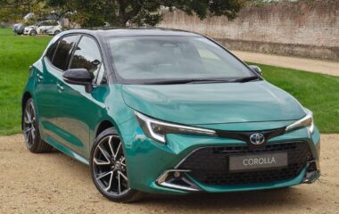 Used Toyota Corolla 1.8 VVT-h Excel CVT Euro 6 (s/s) 5dr