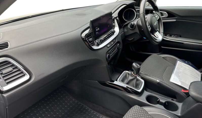 Used Kia ceed 1.5 T-GDi 3 Euro 6 (s/s) 5dr full