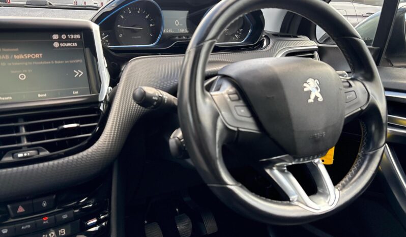Used Peugeot 2008 1.2 PureTech Allure Premium Euro 6 (s/s) 5dr full