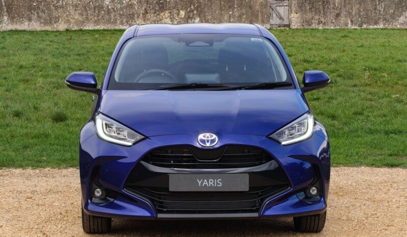 Used Toyota Yaris 1.5 VVT-h Design E-CVT Euro 6 (s/s) 5dr full