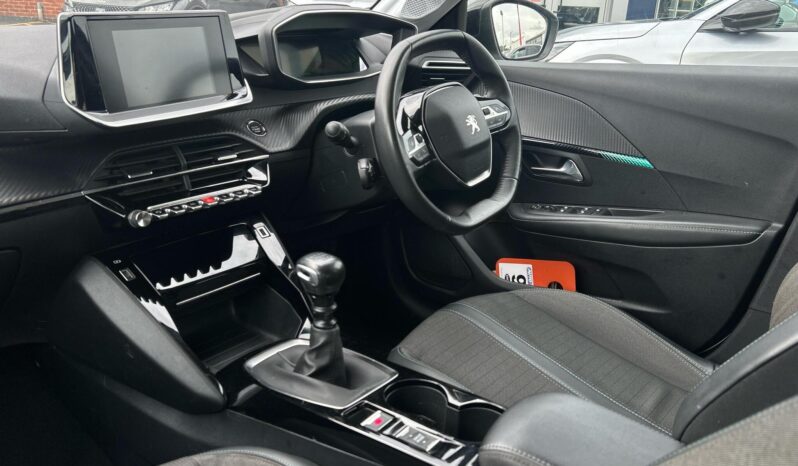 Used Peugeot 208 1.2 PureTech Allure Premium Euro 6 (s/s) 5dr full