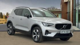 Used Volvo XC40 Plus, B3 Mild hybrid, Petrol, Dark