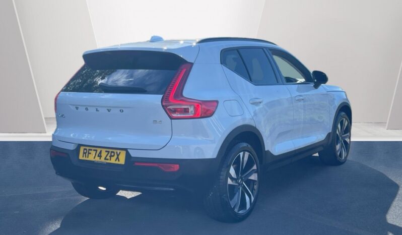 Used Volvo XC40 Ultra, B4 Mild hybrid, Petrol, Dark full