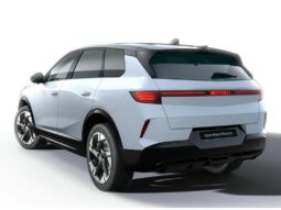 Used Vauxhall Grandland 73kWh Ultimate Auto 5dr full