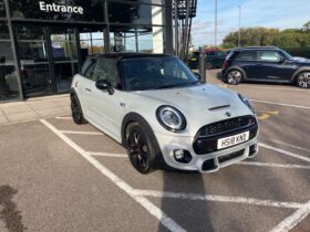 Used MINI Hatch 2.0 Cooper S Steptronic Euro 6 (s/s) 3dr