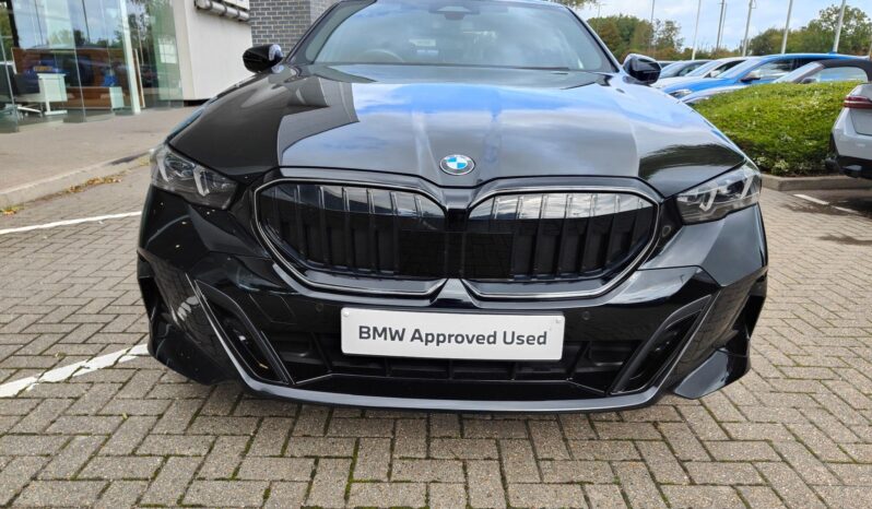 Used BMW 5 Series 520i M Sport Pro Saloon full