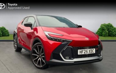 Used Toyota CHR 2.0 VVT 13.6kWh GR SPORT CVT Euro 6 (s/s) 5dr