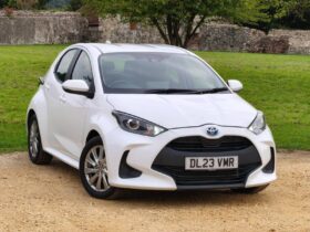 Used Toyota Yaris 1.5 VVT-h Icon E-CVT Euro 6 (s/s) 5dr