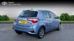 Used Toyota Yaris 1.5 VVT-h Icon Tech Hatchback 5dr Petrol Hybrid E-CVT Euro 6 (s/s) (100 ps) full