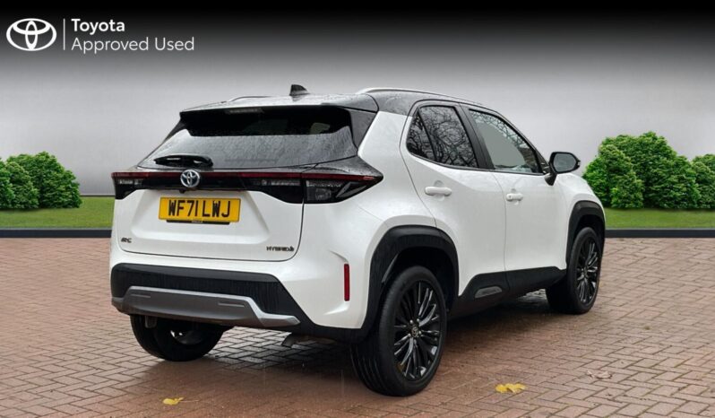 Used Toyota Yaris Cross 1.5 VVT-h Dynamic E-CVT Euro 6 (s/s) 5dr full