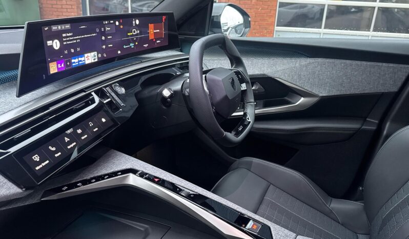 Used Peugeot 5008 73kWh GT Auto 5dr full