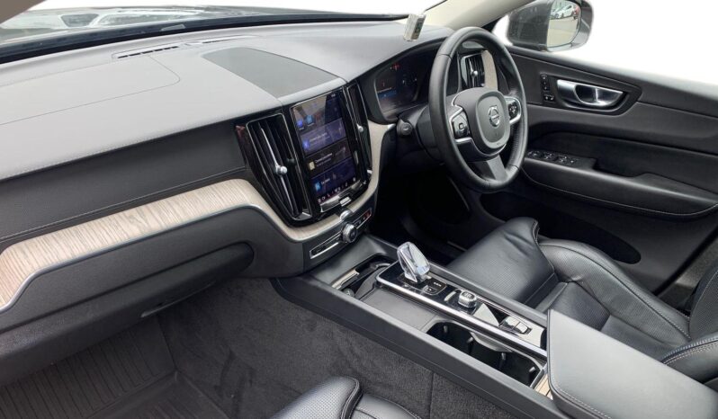 Used Volvo XC60 2.0h T6 Recharge 11.6kWh Inscription Auto AWD Euro 6 (s/s) 5dr full