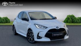 Used Toyota Yaris 1.5 VVT-h Dynamic Hatchback 5dr Petrol Hybrid E-CVT Euro 6 (s/s) (116 ps)