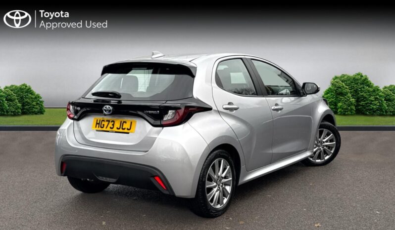 Used Toyota Yaris 1.5 VVT-h Icon E-CVT Euro 6 (s/s) 5dr full