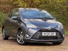 Used Toyota Yaris 1.5 VVT-h Y20 Bi-tone Hatchback 5dr Petrol Hybrid E-CVT Euro 6 (s/s) (100 ps)