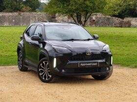 Used Toyota Yaris Cross 1.5 VVT-h Design E-CVT Euro 6 (s/s) 5dr