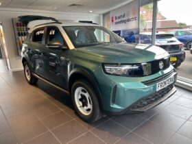 Used Vauxhall Frontera Electric 44kWh Design Auto 5dr