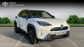 Used Toyota Yaris Cross 1.5 VVT-h Dynamic E-CVT AWD Euro 6 (s/s) 5dr