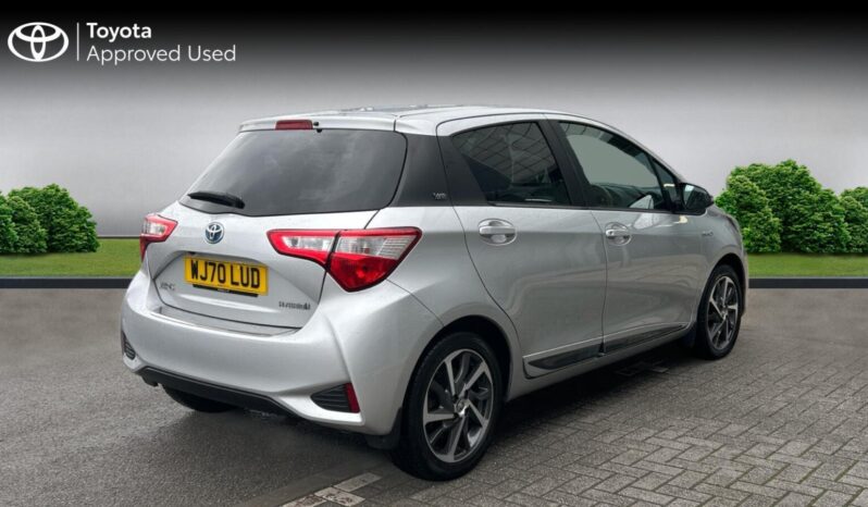 Used Toyota Yaris 1.5 VVT-h Y20 Bi-tone E-CVT Euro 6 (s/s) 5dr full