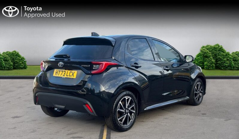 Used Toyota Yaris 1.5 VVT-h Design Hatchback 5dr Petrol Hybrid E-CVT Euro 6 (s/s) (116 ps) full