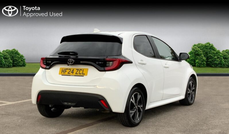 Used Toyota Yaris 1.5 VVT-h Design E-CVT Euro 6 (s/s) 5dr full