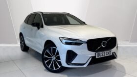 Used Volvo XC60 Plus, B5 AWD mild hybrid, Petrol, Dark