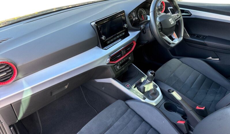 Used SEAT Arona 1.0 TSI 110 FR Edition 5dr full