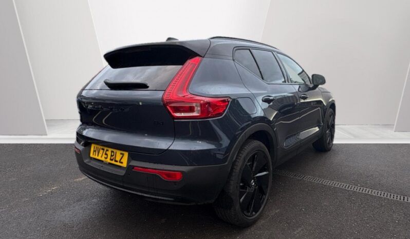 Used Volvo XC40 Black Edition Ultra, B4 Mild hybrid, Petrol full