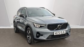 Used Volvo XC40 Ultimate, B4 mild hybrid, Petrol, Dark