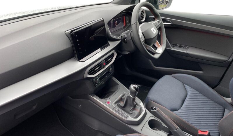 Used SEAT Arona 1.0 TSI 115 FR Black Edition 5dr full