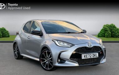 Used Toyota Yaris 1.5 VVT-h GR SPORT E-CVT Euro 6 (s/s) 5dr
