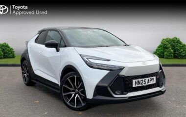 Used Toyota CHR 2.0 VVT 13.6kWh GR SPORT CVT Euro 6 (s/s) 5dr