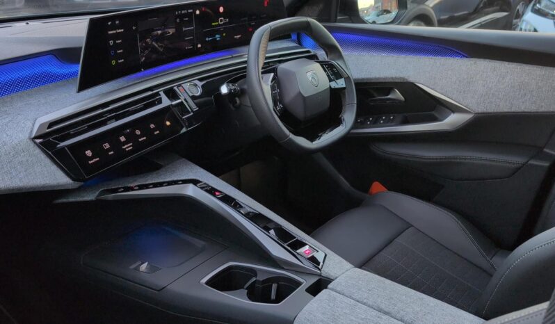 Used Peugeot 3008 73kWh GT Auto 5dr full