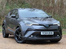 Used Toyota CHR 1.8 VVT-h Dynamic SUV 5dr Petrol Hybrid CVT Euro 6 (s/s) (122 ps)