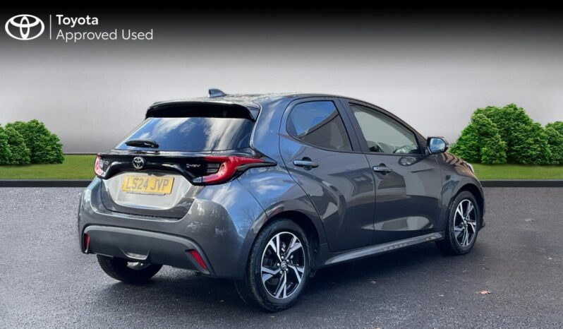 Used Toyota Yaris 1.5 VVT-h Design E-CVT Euro 6 (s/s) 5dr full