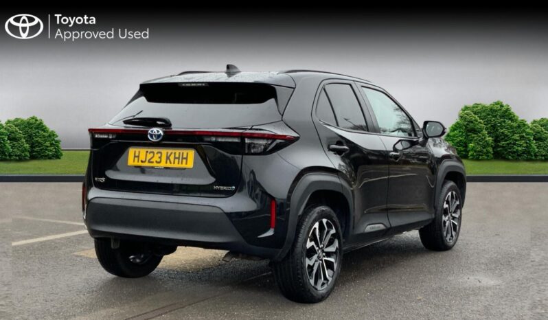 Used Toyota Yaris Cross 1.5 VVT-h Design E-CVT Euro 6 (s/s) 5dr full