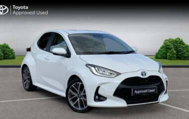 Used Toyota Yaris 1.5 VVT-h Excel Hatchback 5dr Petrol Hybrid E-CVT Euro 6 (s/s) (116 ps)