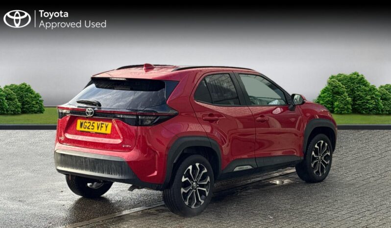 Used Toyota Yaris Cross 1.5 VVT-h Design E-CVT Euro 6 (s/s) 5dr full