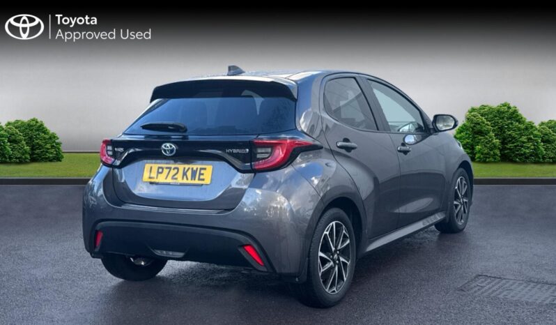 Used Toyota Yaris 1.5 VVT-h Design E-CVT Euro 6 (s/s) 5dr full