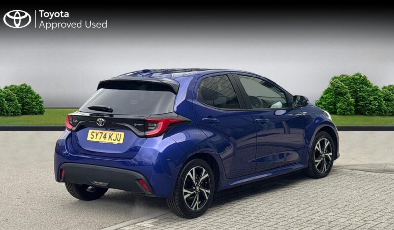 Used Toyota Yaris 1.5 VVT-h Design E-CVT Euro 6 (s/s) 5dr full