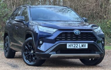 Used Toyota RAV-4 2.5 VVT-h GPF Dynamic SUV 5dr Petrol Hybrid CVT 4WD Euro 6 (s/s) (222 ps)