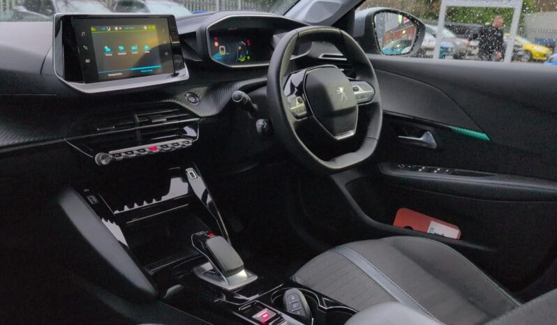 Used Peugeot 208 50kWh Allure Premium Auto 5dr full