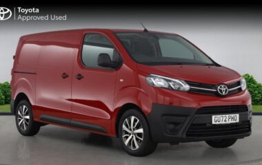 Used Toyota Proace 2.0D Icon Medium Panel Van 6dr Diesel Manual MWB Euro 6 (s/s) (140 ps)