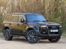 Used Toyota Land Cruiser 2.8D Invincible SUV 5dr Diesel Auto 4WD Euro 6 (s/s) (LWB) (204 ps) full