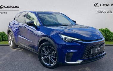 Used Lexus Lbx 1.5 VVT-iE Premium Plus SUV 5dr Petrol Hybrid E-CVT Euro 6 (s/s) (136 ps)