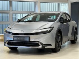 Used Toyota Prius 2.0 13.6kWh Design CVT Euro 6 (s/s) 5dr