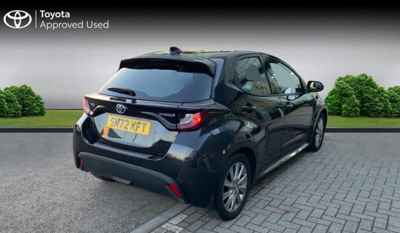 Used Toyota Yaris 1.5 VVT-h Icon E-CVT Euro 6 (s/s) 5dr full