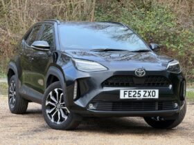 Used Toyota Yaris Cross 1.5 VVT-h Design SUV 5dr Petrol Hybrid E-CVT Euro 6 (s/s) (116 ps)